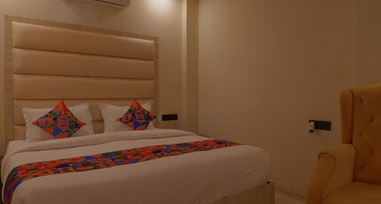Shri Tirupati Residency Room Type - Family Suite