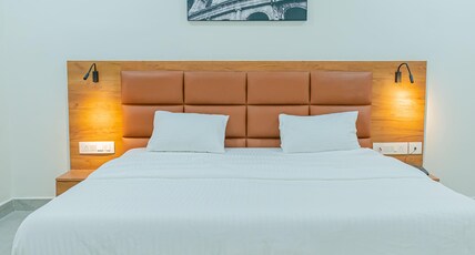 Hotel VNR Grand Room Type - Standard AC Room