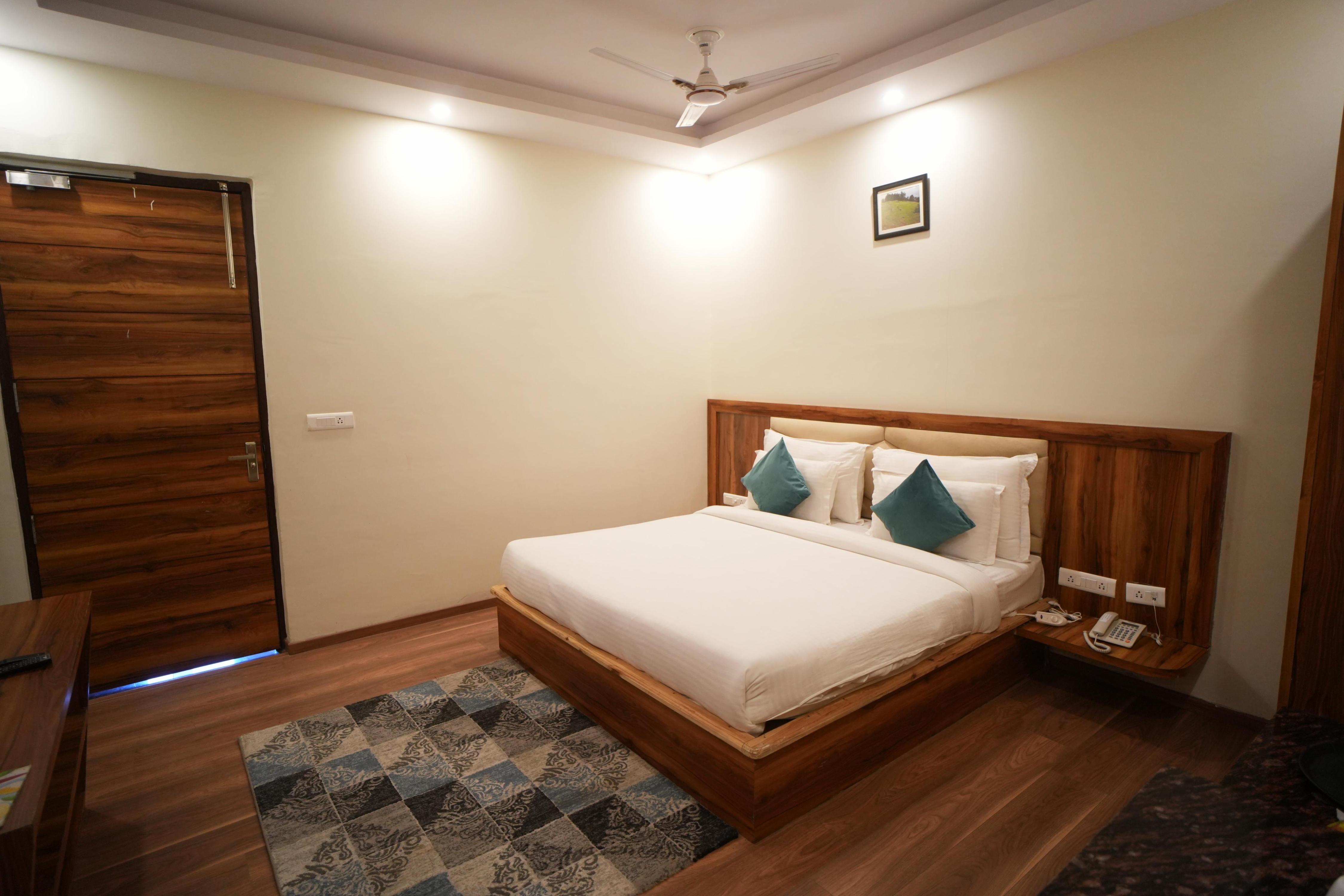Tathastu Maitri Ski Resort Room Type - Family Suite (Heated Bedding)