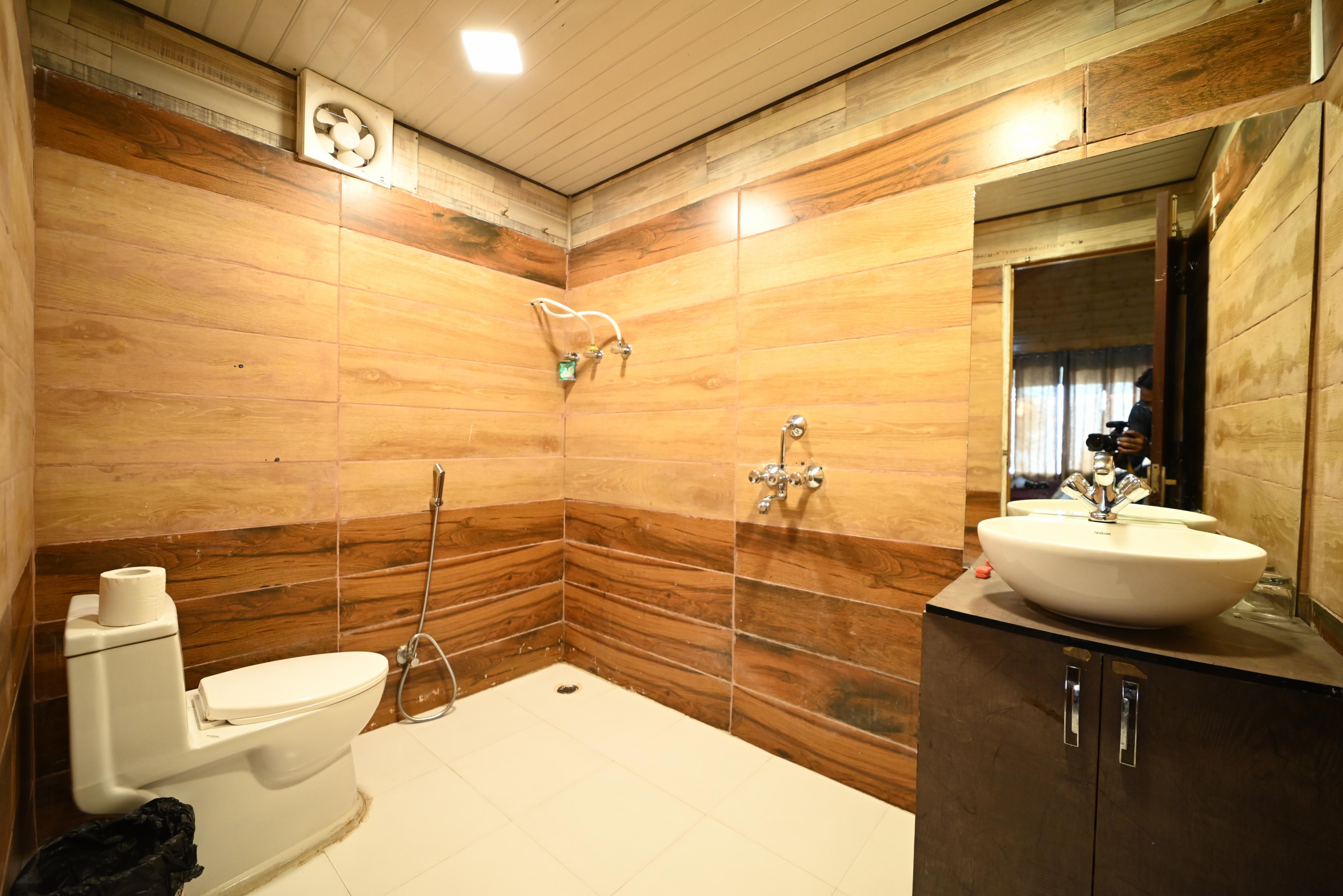 Katyuri Nature View Resort Room Type - Luxury Cottage