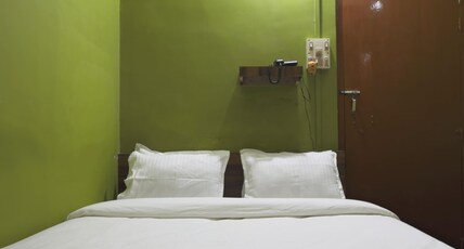 B & B HOMES Room Type - Standard Room