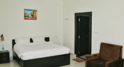 HOTEL AQ Room Type - SUITE ROOM