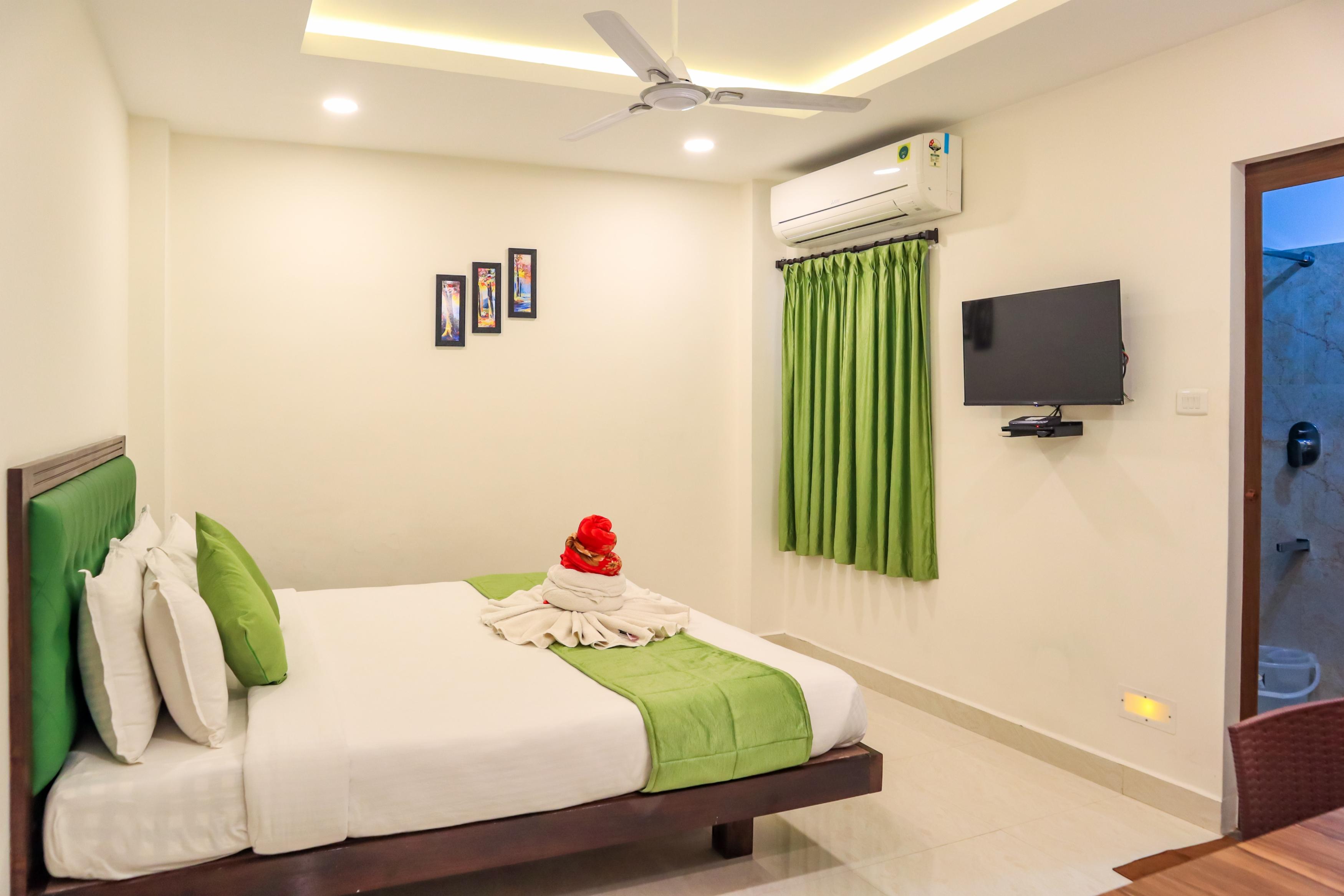 SAARA INN Room Type - DELUXE ROOM