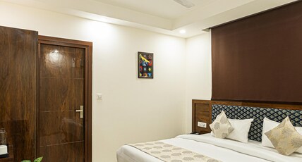 Hotel Emblem Suites By Denver, Delhi Airport Room Type - Deluxe Room With Free Wifi