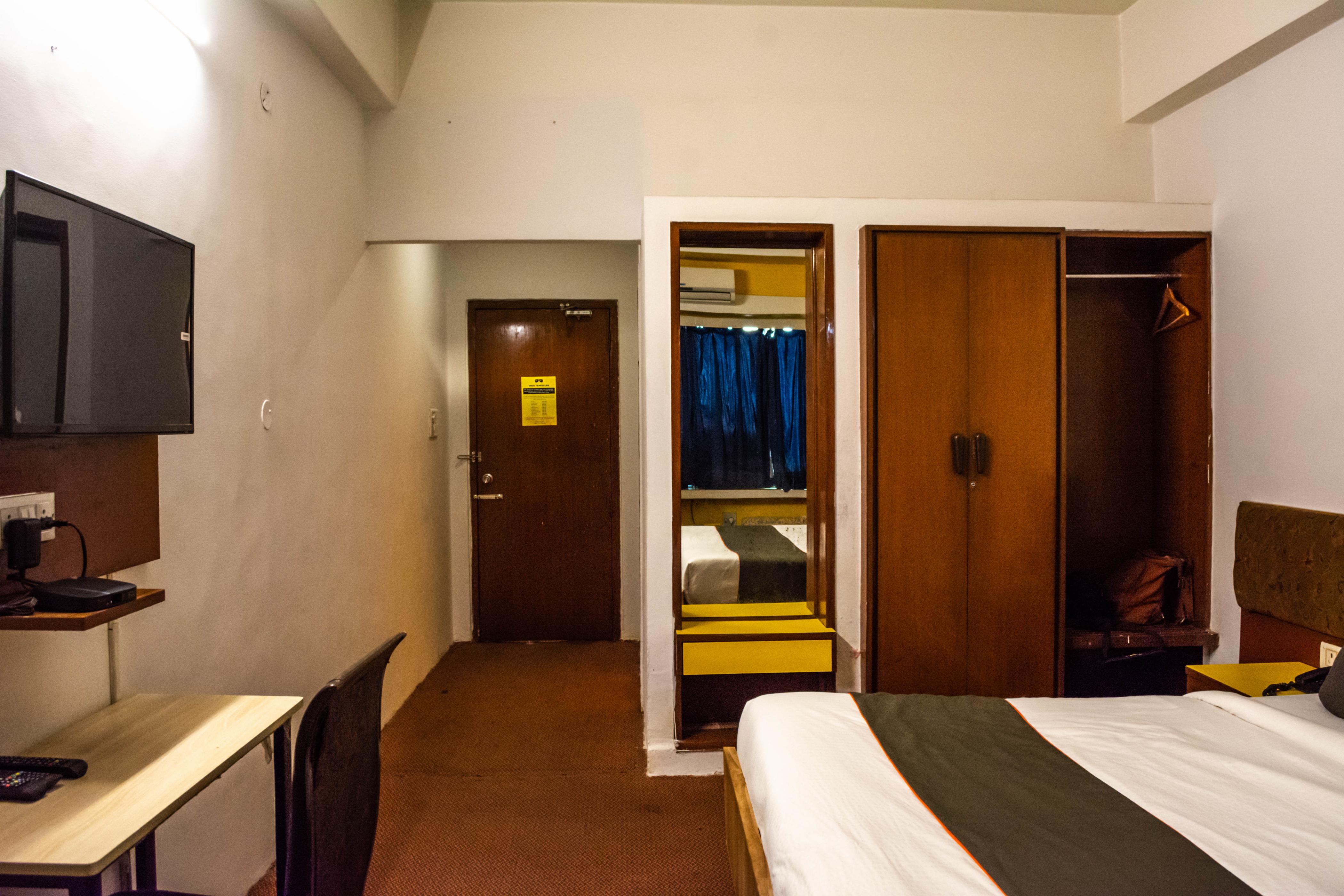 The Jaipur Emrald Hotel - Tap to explore photos