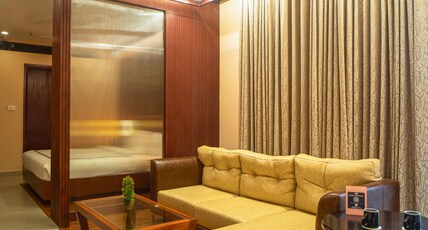 Hotel Mansha Palace Room Type - Elegant Suite