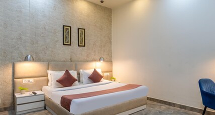 Hotel Fortune Inn by ASPL Room Type - Deluxe Room