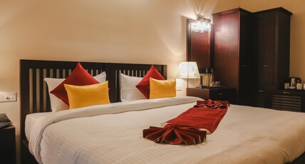 Vaikundam Legacy Room Type - Cinnamon - Premium Deluxe Room with Jacuzzi Vaikundam Legacy Room Type - Cinnamon - Premium Deluxe Room with Jacuzzi