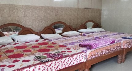 GANGA LODGE Room Type - Family Room AC