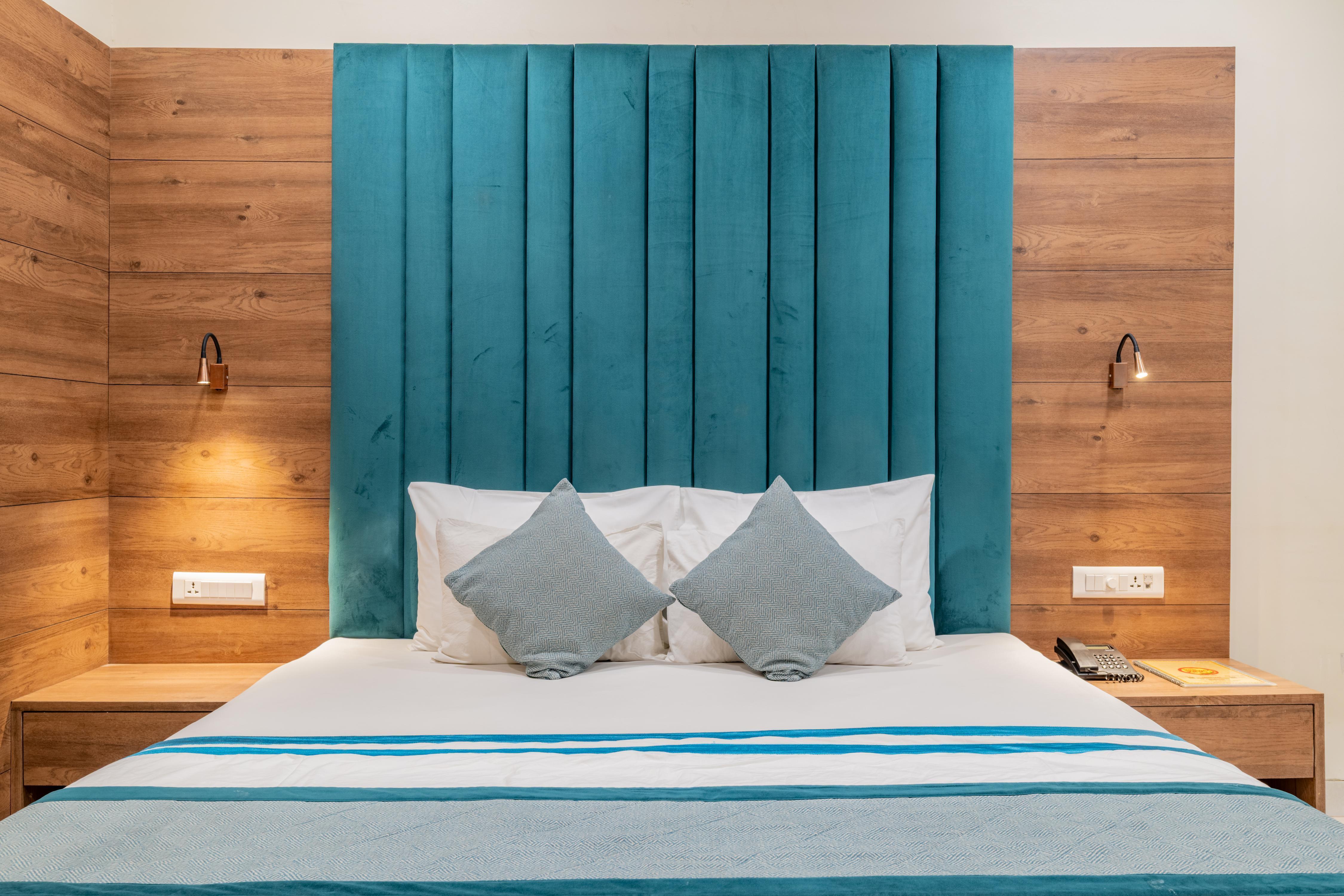 Hotel Highway King Bilaspur - Tap to explore photos