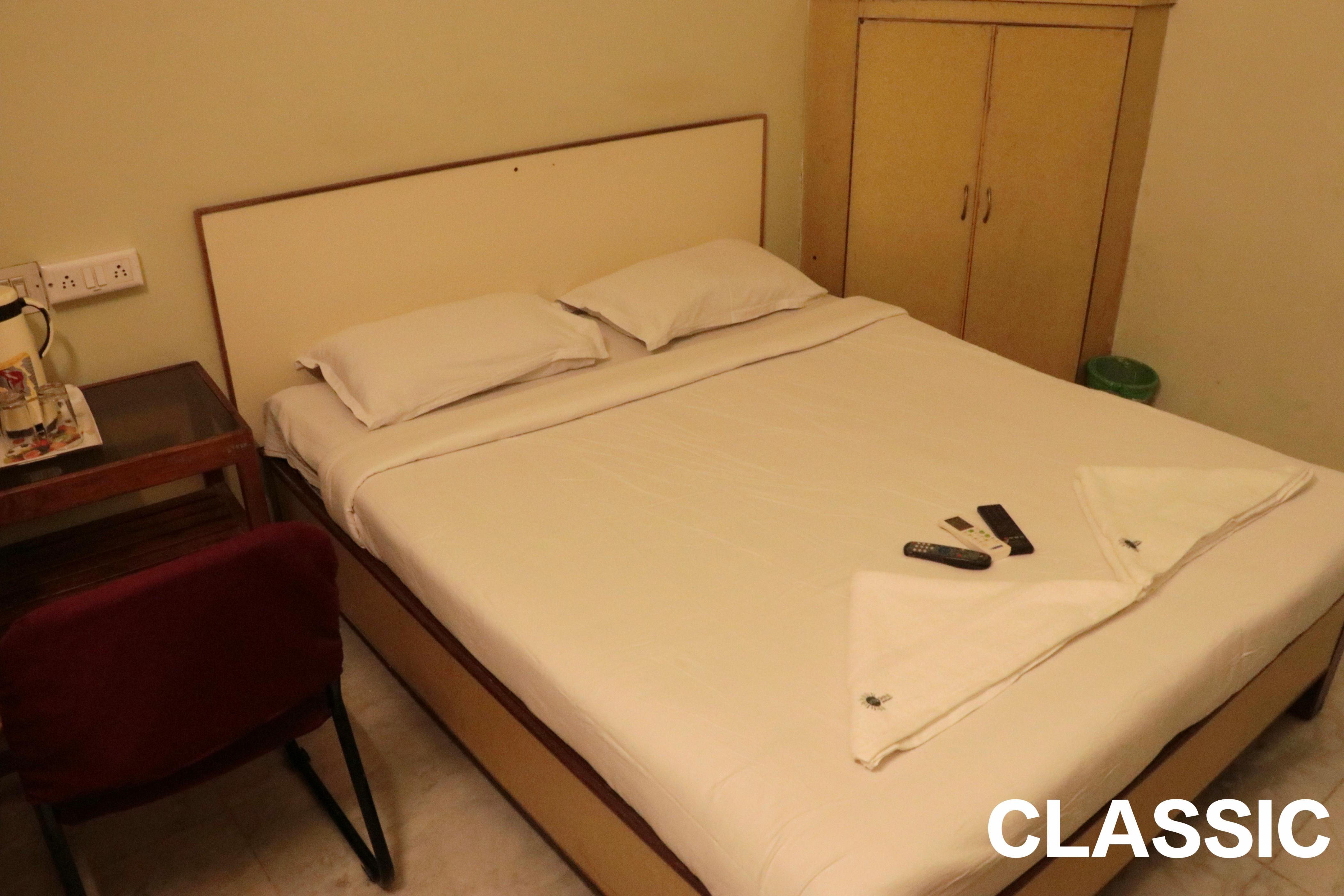 Sunshine Residency (Vadapalani) Room Type - Deluxe Double Room