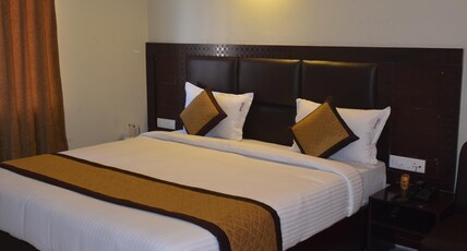 HOTEL PURI WAVES 500 MTR from Blue Flag Beach Room Type - Deluxe Room