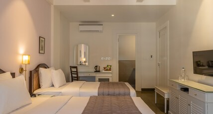 O'PIERRE Room Type - Superior Room - Twin Beds