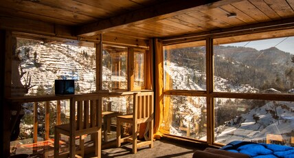 Fika Homes and Hostel Gadagushani Room Type - Rustic Private Room | Mountain View