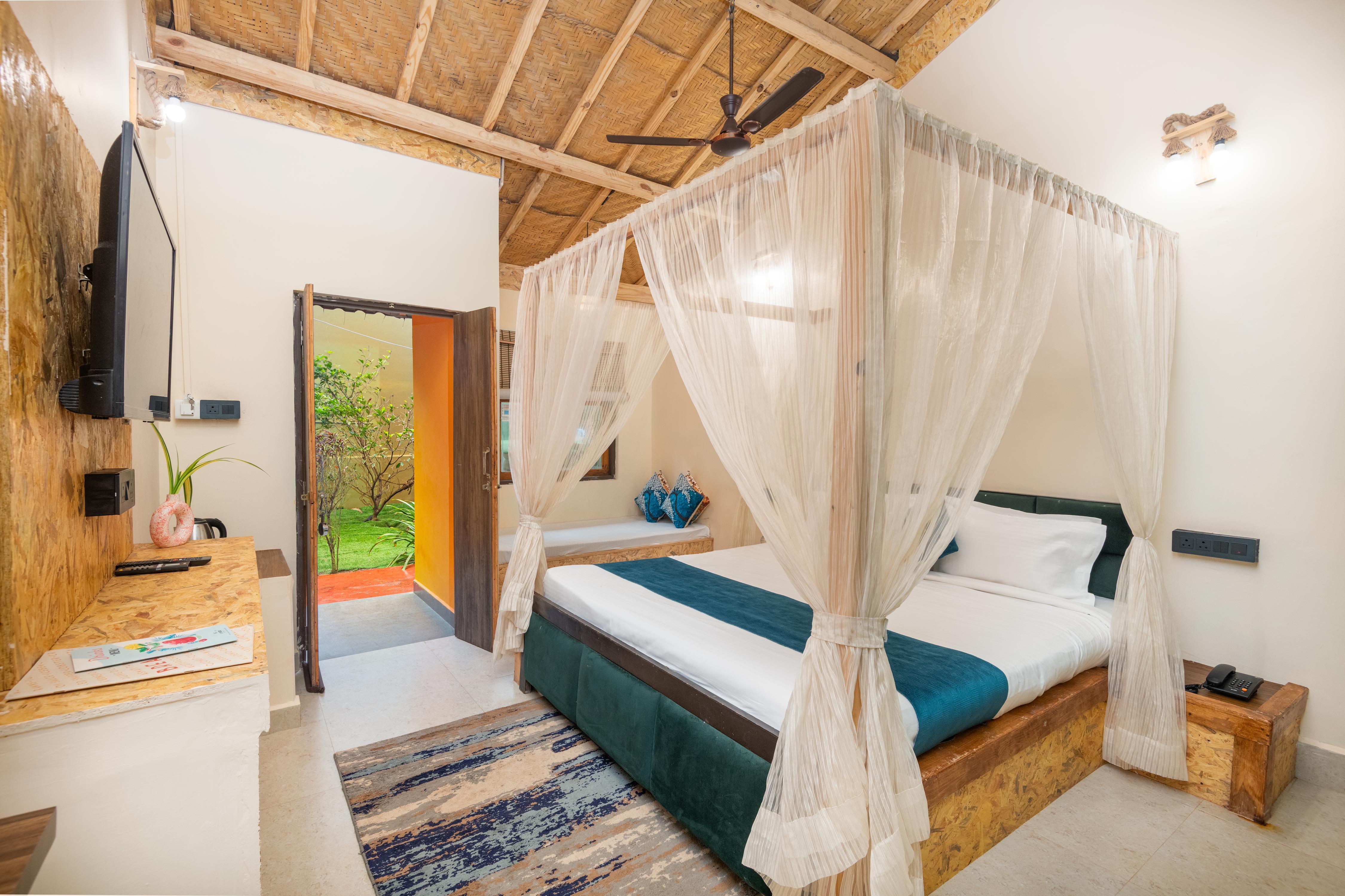 Amadi Beach Front Resort - Tap to explore photos