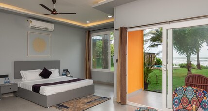 Amadi Beach Front Resort Room Type - Orchid Suite