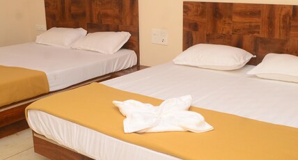 HOTEL ANNAPURNA LODGING AND BOARDING Room Type - Standard Four Beded Room Non AC