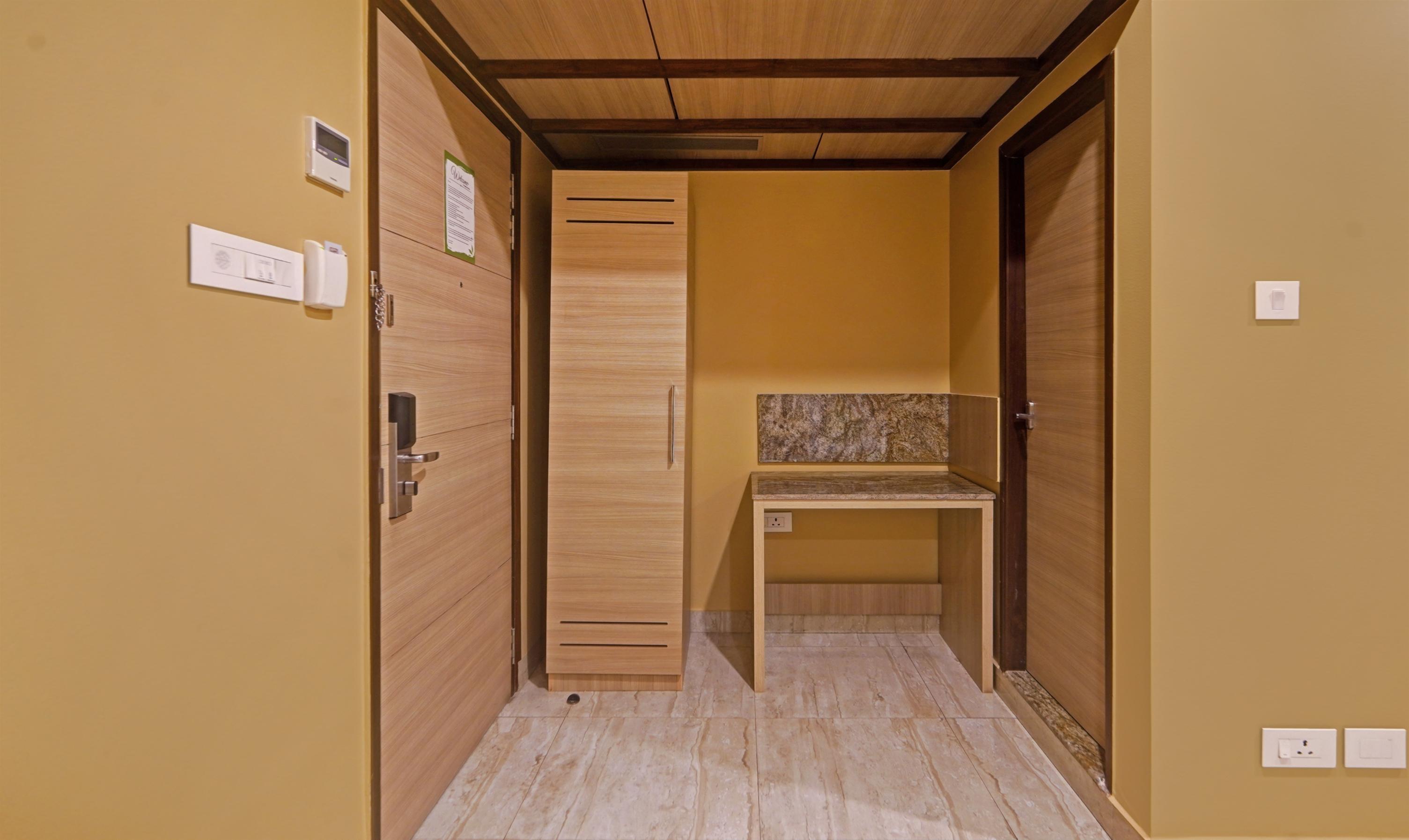 Treebo Fourth Avenue - Tap to explore photos