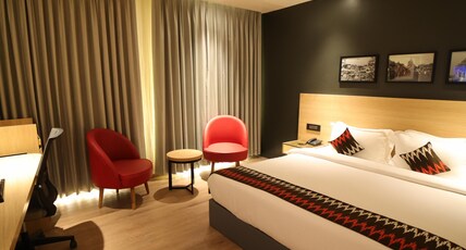Hotel Marigold Room Type - Premium Room