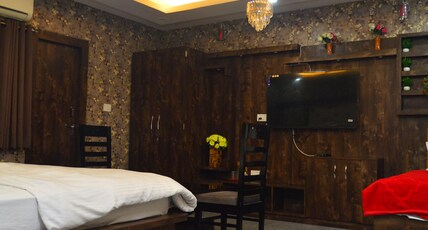 Hotel Yugantar Room Type - Family Suite Room
