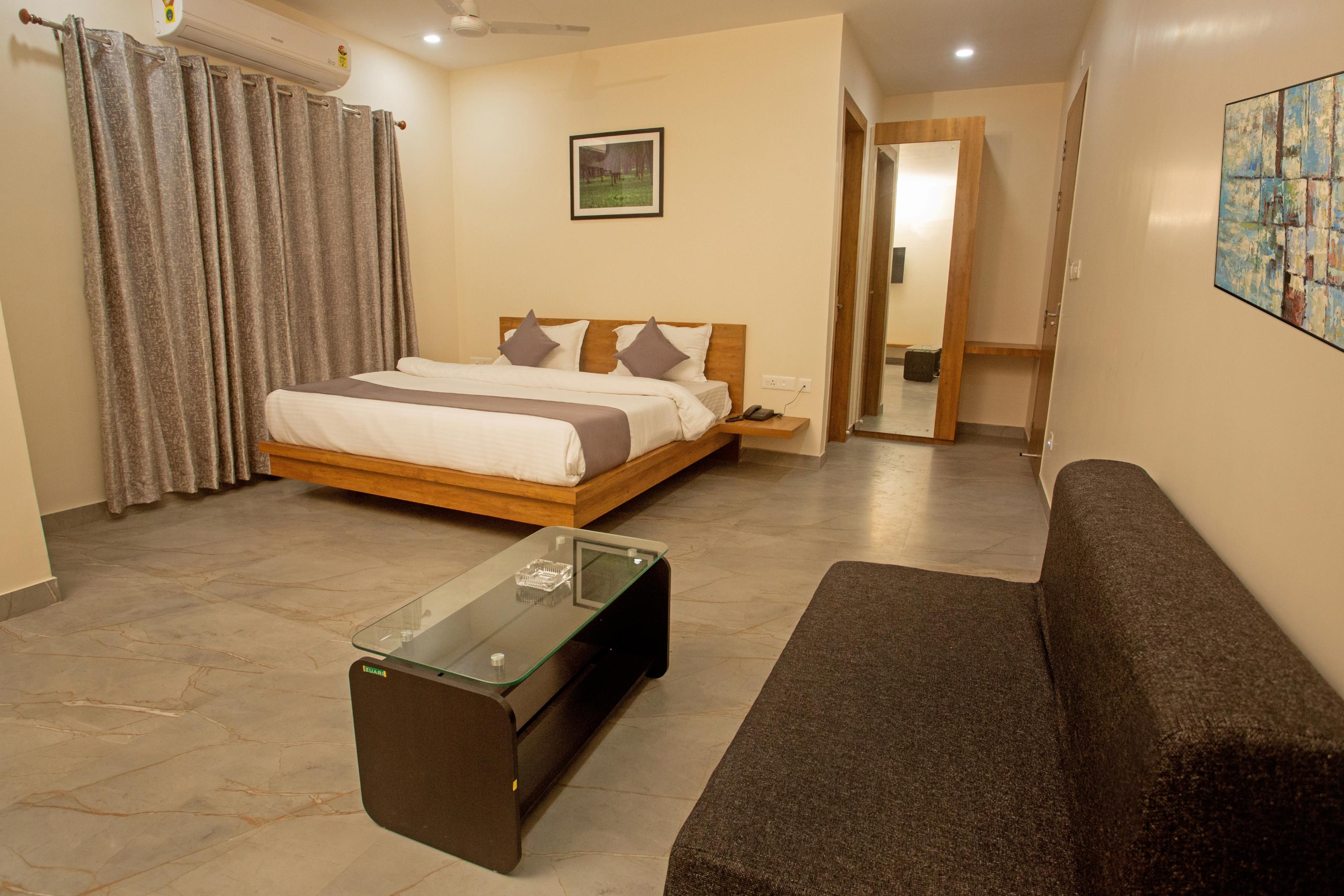 Grey House Inn Room Type - Club