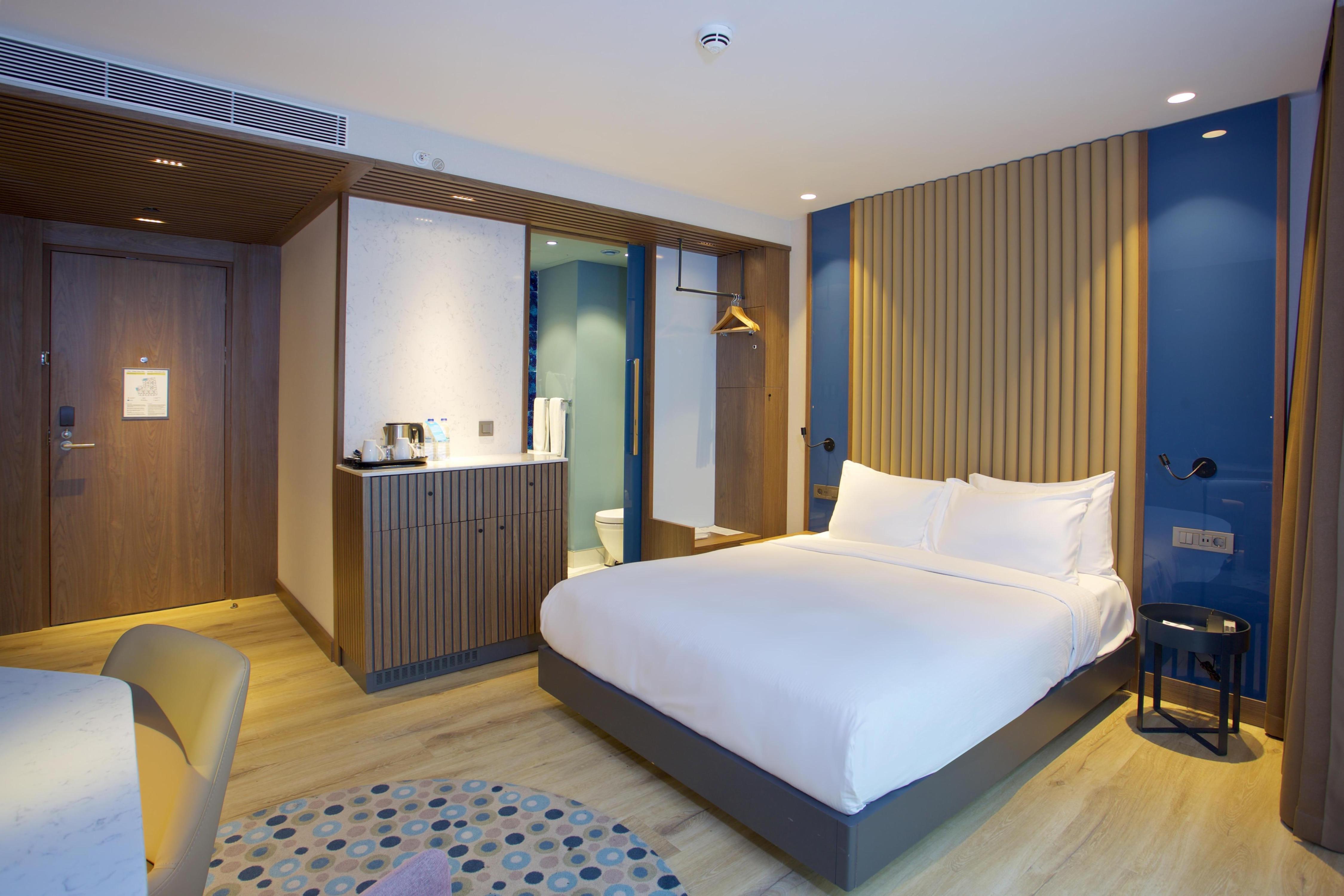 Hampton By Hilton Istanbul Old City - Tap to explore photos