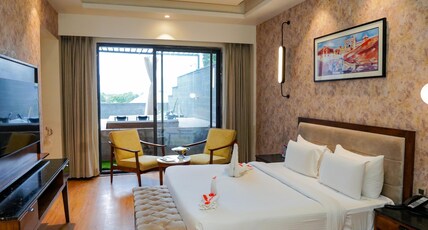 Pushkara Resort and Spa Room Type - Pushkara Suite With Bathtub and Balcony