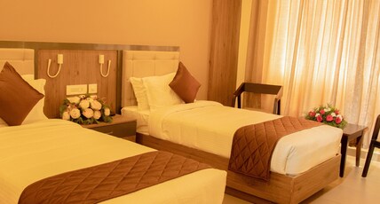 Hotel Harisree Kollam Room Type - Deluxe Twin Room