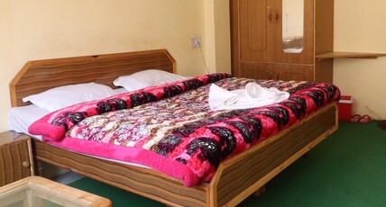 Jasmine Bed & Breakfast Room Type - Classic Double Bed Room Non AC