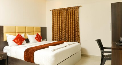 Hotel Harish Palace Room Type - Deluxe Double bed