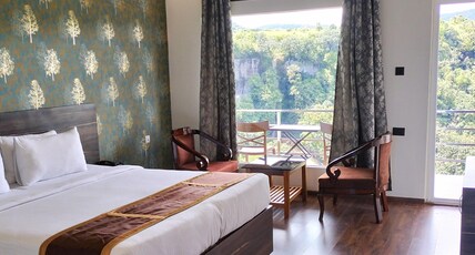 Ka Bri War Resort Room Type - Executive AC Room