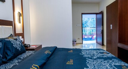 Grande Alpine Hotel Room Type - Luxury Room Pool View
