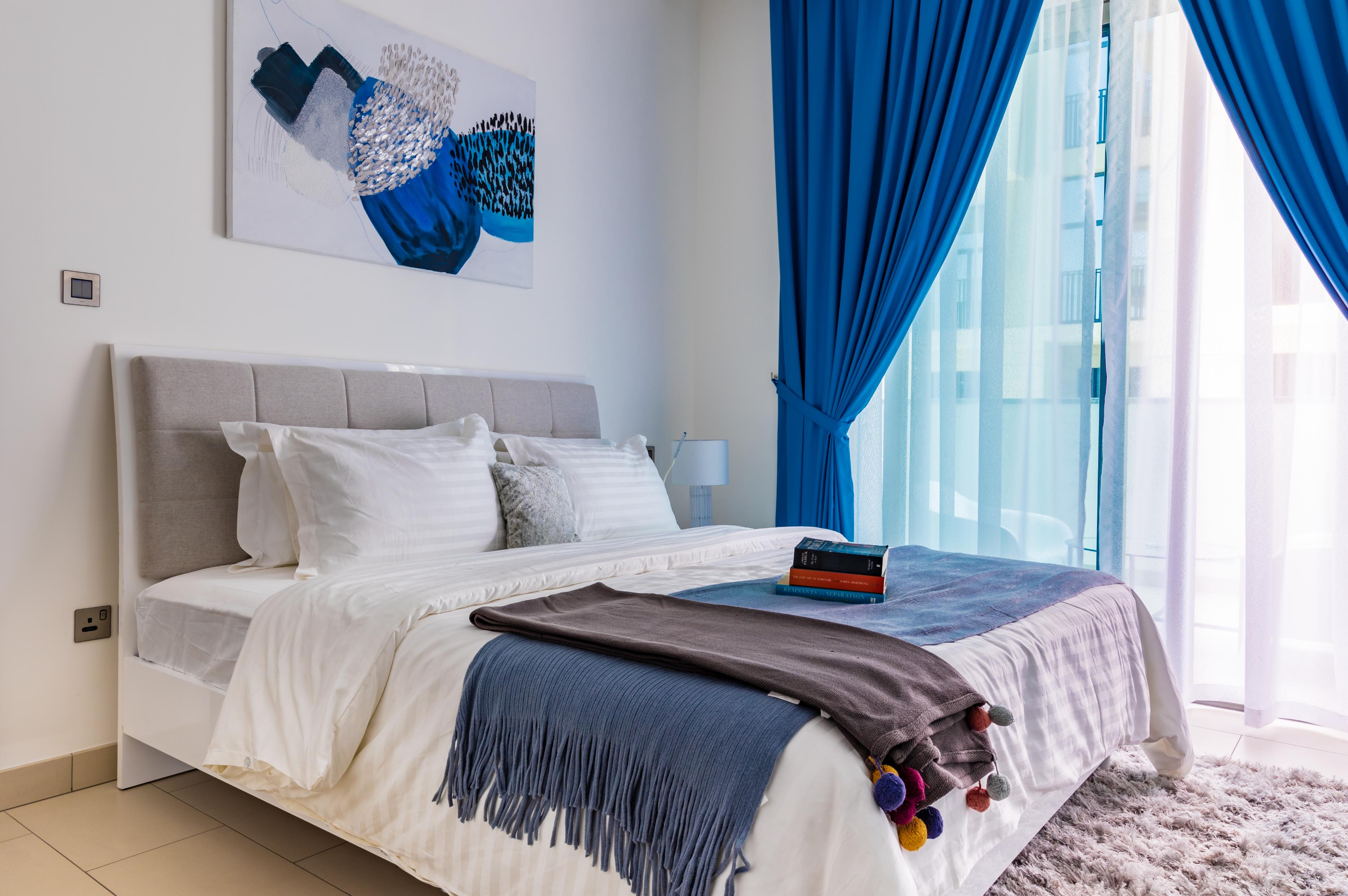 Luxe 1BHK Apartment in a World-class Community - Downtown - Tap to explore photos