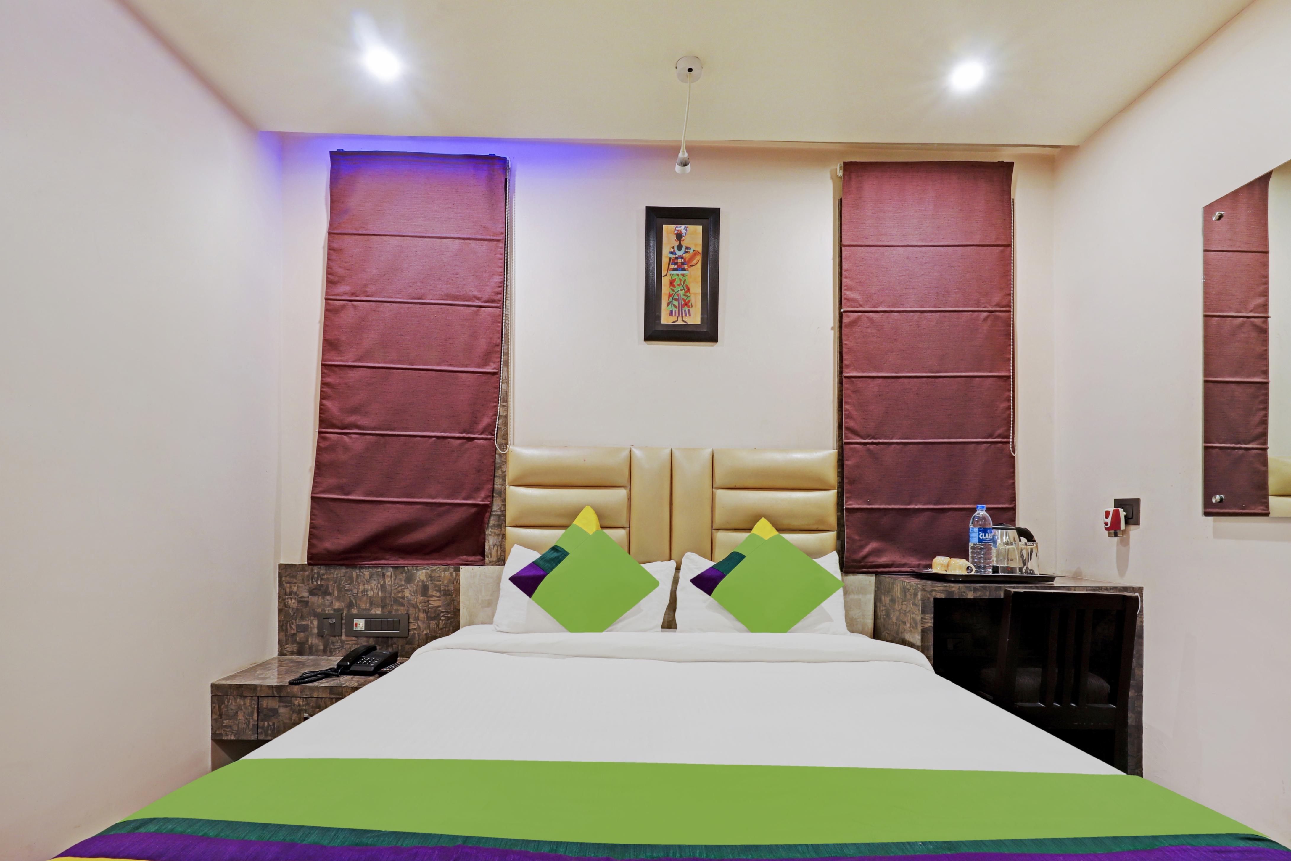 Itsy Hotels Ransu Residency - Tap to explore photos