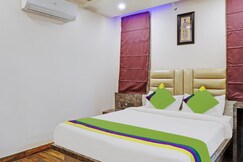 Itsy Hotels Ransu Residency
