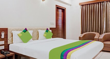 Treebo RJ Residency Room Type - Deluxe Family Room