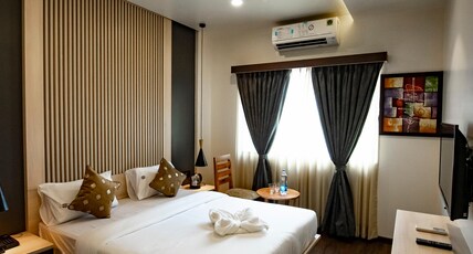 The Royal Palace Room Type - The Royal Deluxe Room