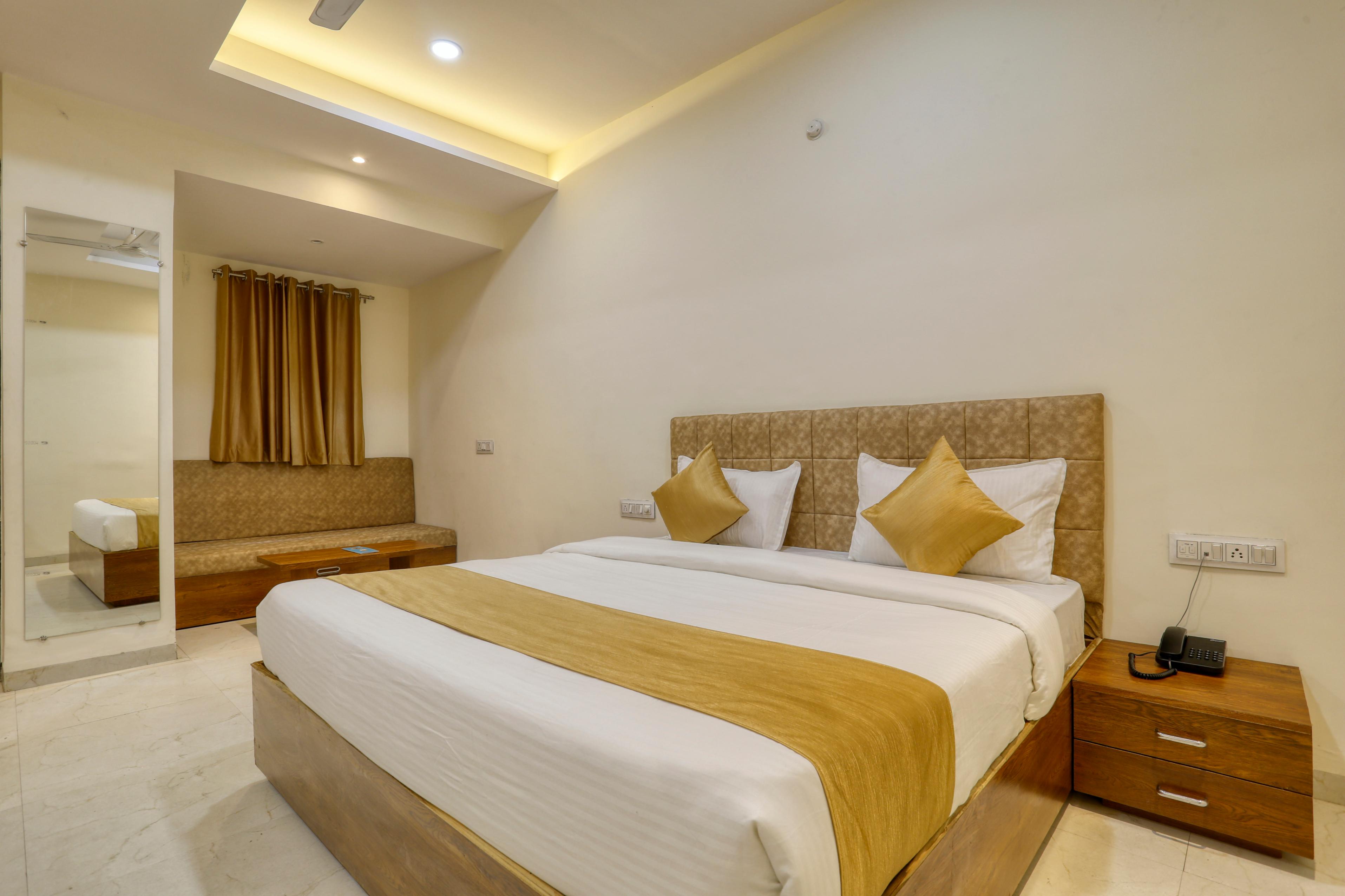 Hotel Konark - Vijay Nagar - Tap to explore photos