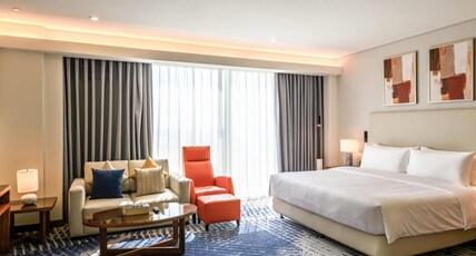 DoubleTree by Hilton Jeddah Al Andalus Mall Room Type - KING STUDIO W  CV