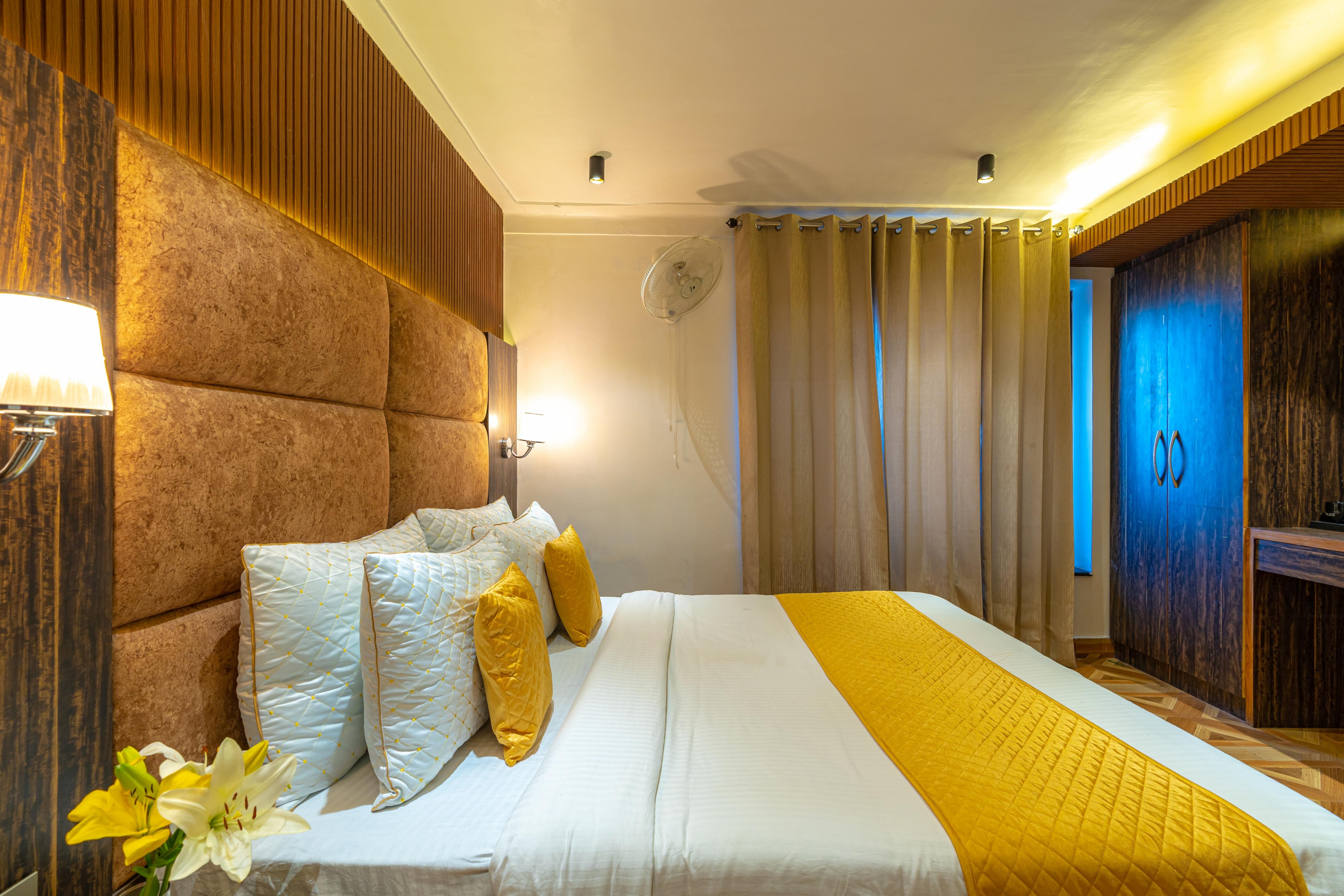 The Social Stays Mussoorie Room Type - Standard Double Room