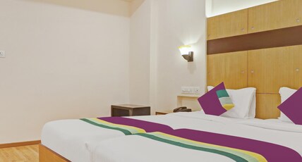 Treebo Premium Seven Lake View Room Type - Standard Room