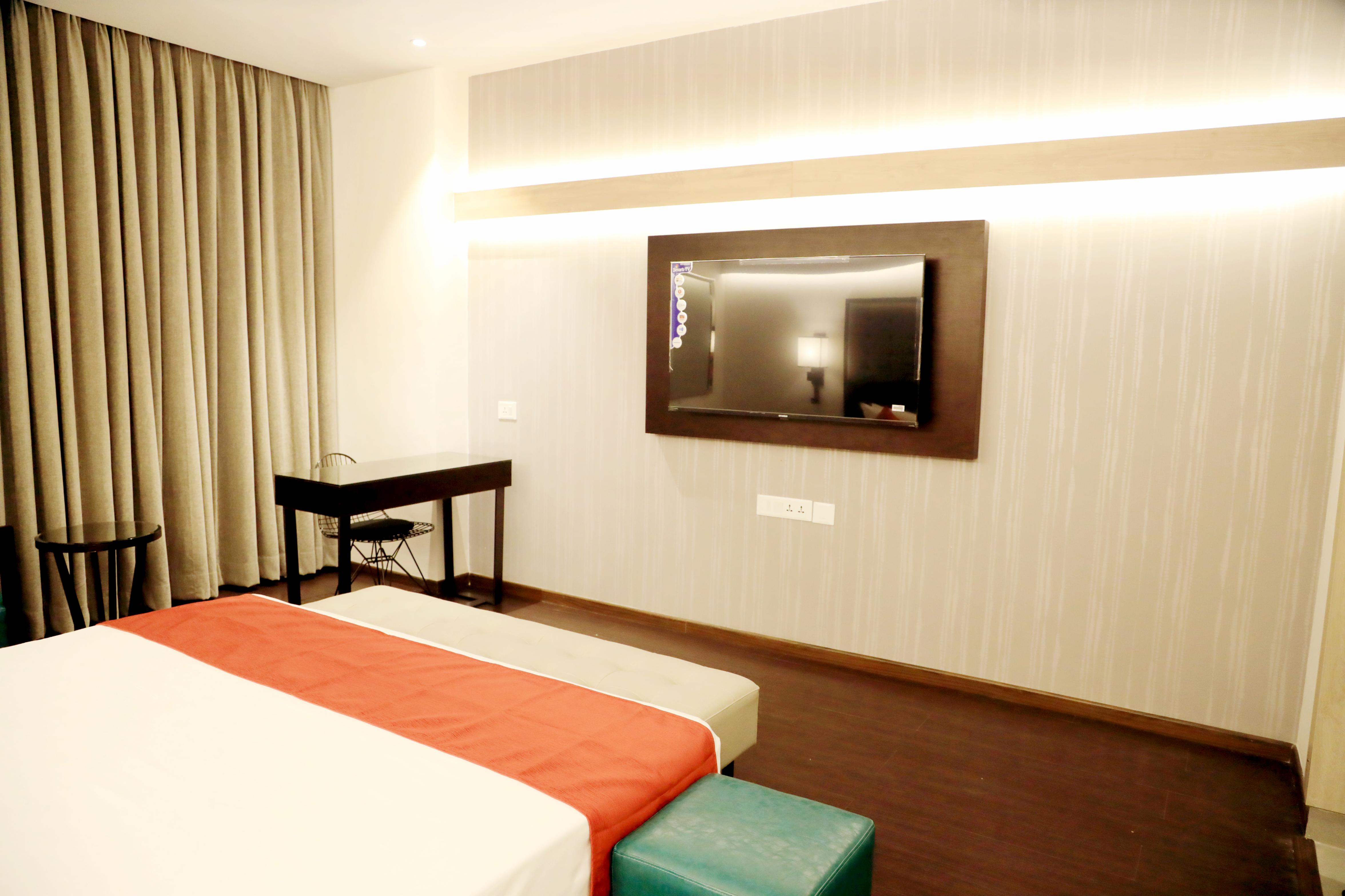 Hotel Deccan Serai Grande - Tap to explore photos