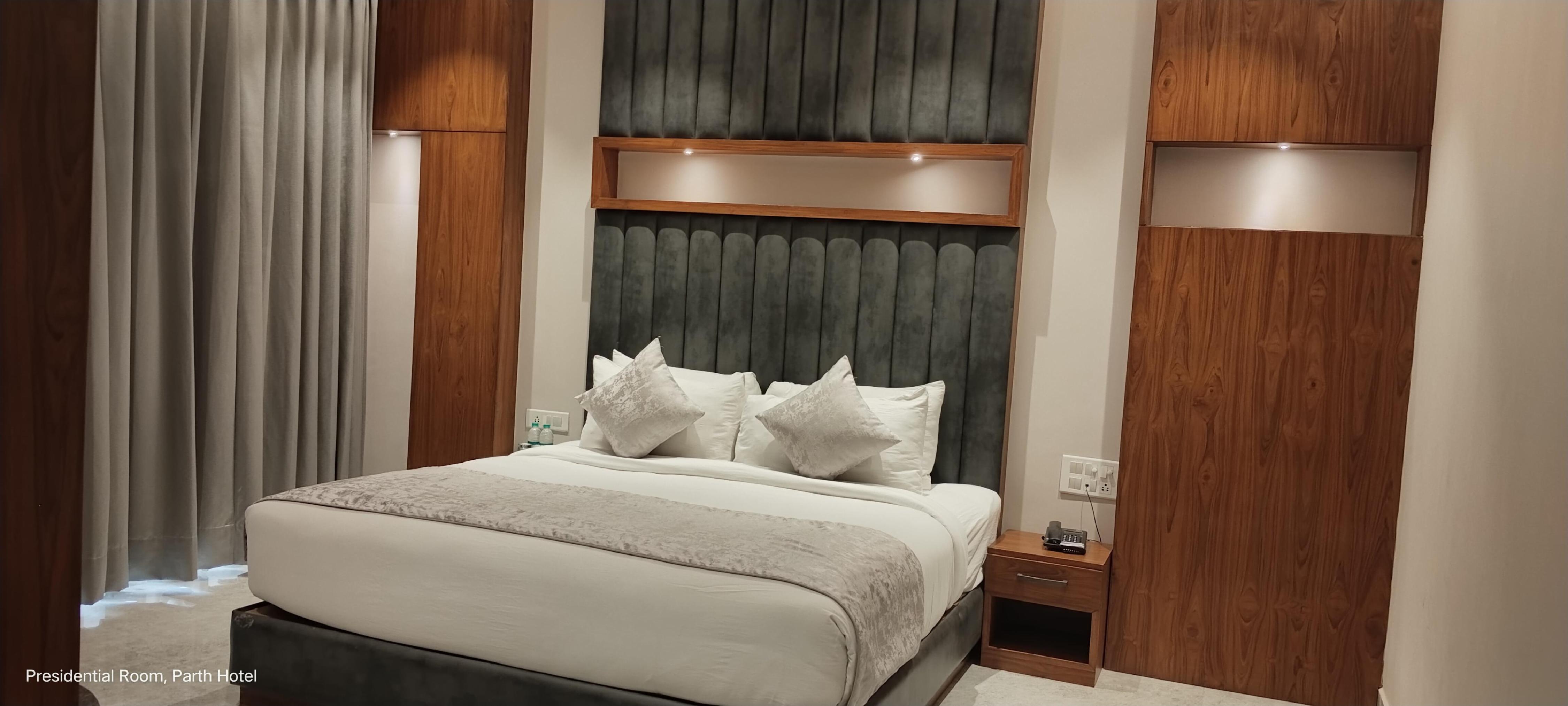 Hotel Parth Room Type - Presidential Room