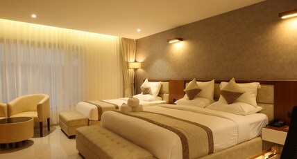 Royal Plaza Suites by RAK Rooms, Mangaluru Room Type - Deluxe Triple Room