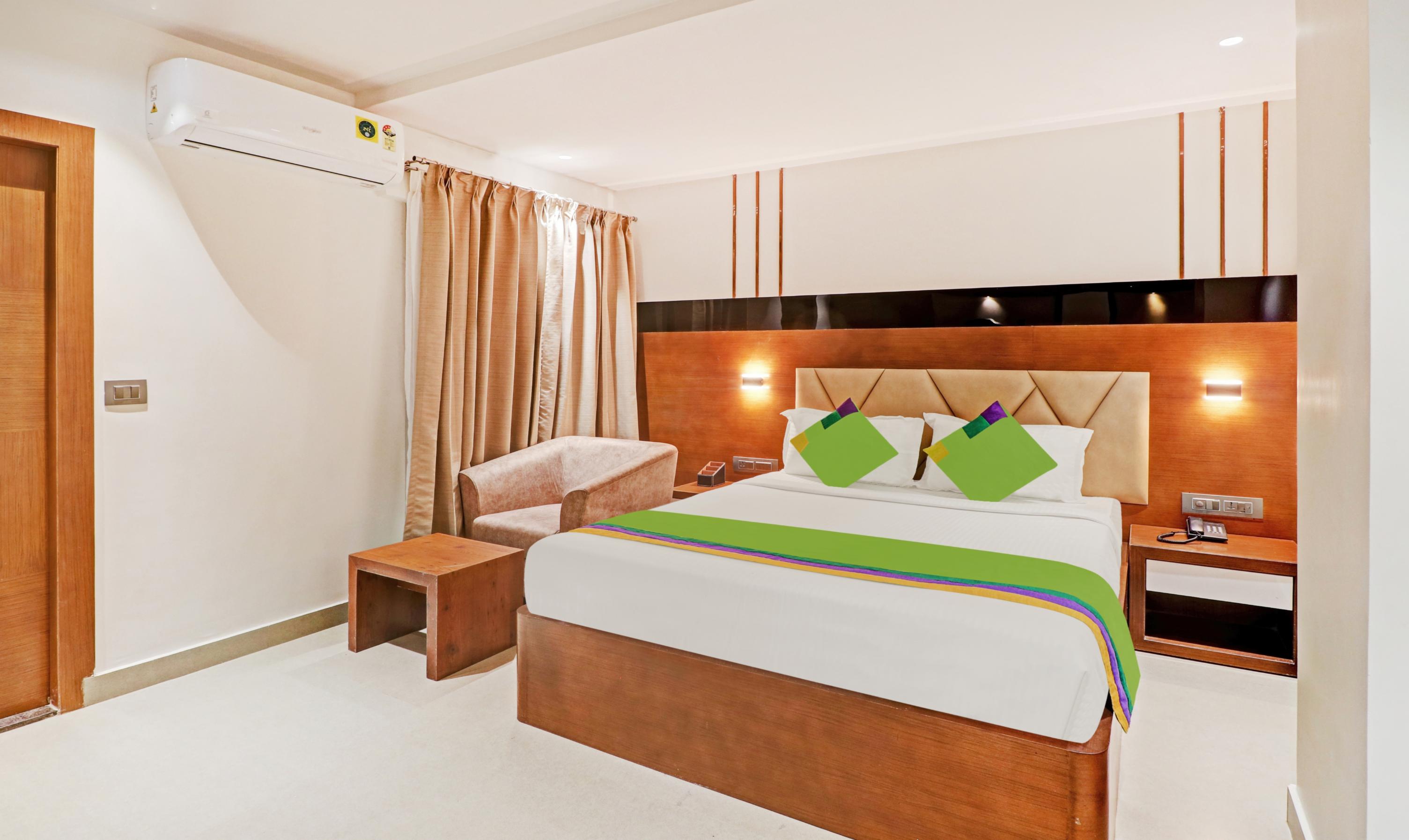 Treebo Emora Grand Room Type - Standard Room