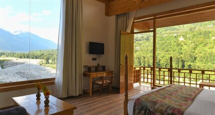 Shirar Resort and Spa (A Truly Riverside Resort) Room Type - Queen suite room with river view | Jacuzzi | Balcony Shirar Resort and Spa (A Truly Riverside Resort) Room Type - Queen suite room with river view | Jacuzzi | Balcony