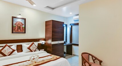 Hotel SJ Pride Room Type - Deluxe Room (Double or Twin)