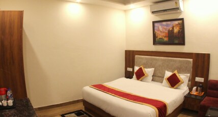 The Royal Bhumesh Room Type - Premium Room
