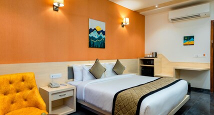 Enrise by Sayaji Aurangabad Room Type - Grande room with Queen Bed