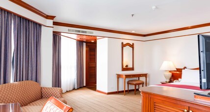 Centara Riverside Hotel Chiang Mai Room Type - Junior Suite King
